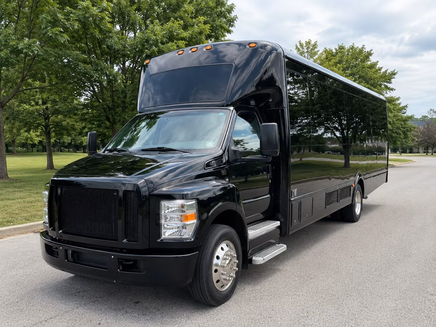 30 Passenger Party Bus Exterior