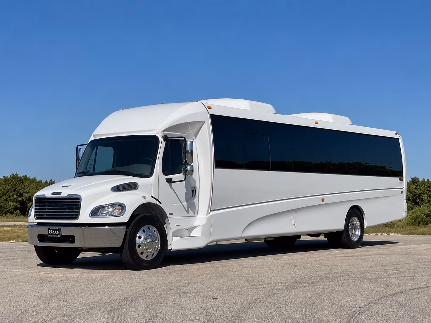 Grand Island Birthday, Sweet 16, & Quinceañera Party Bus Rentals