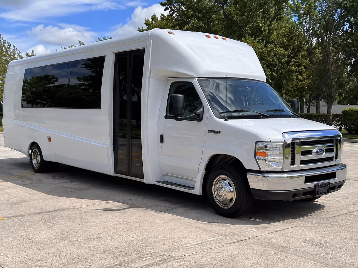 Kansas City Party Bus Rental