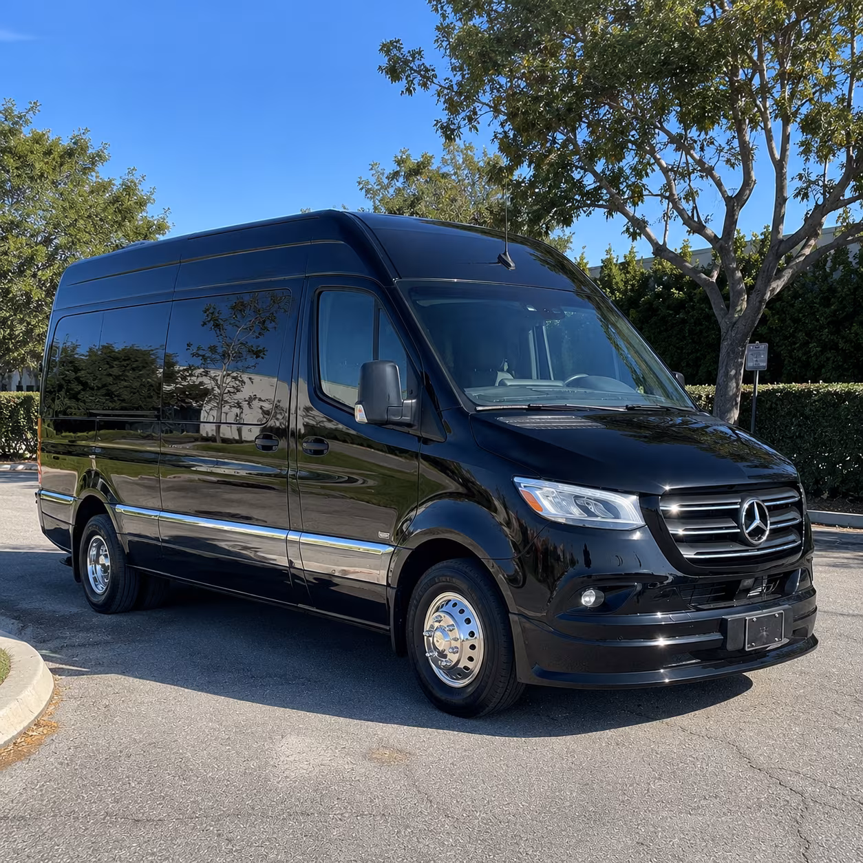 Lincoln Airport Shuttles & Transportation