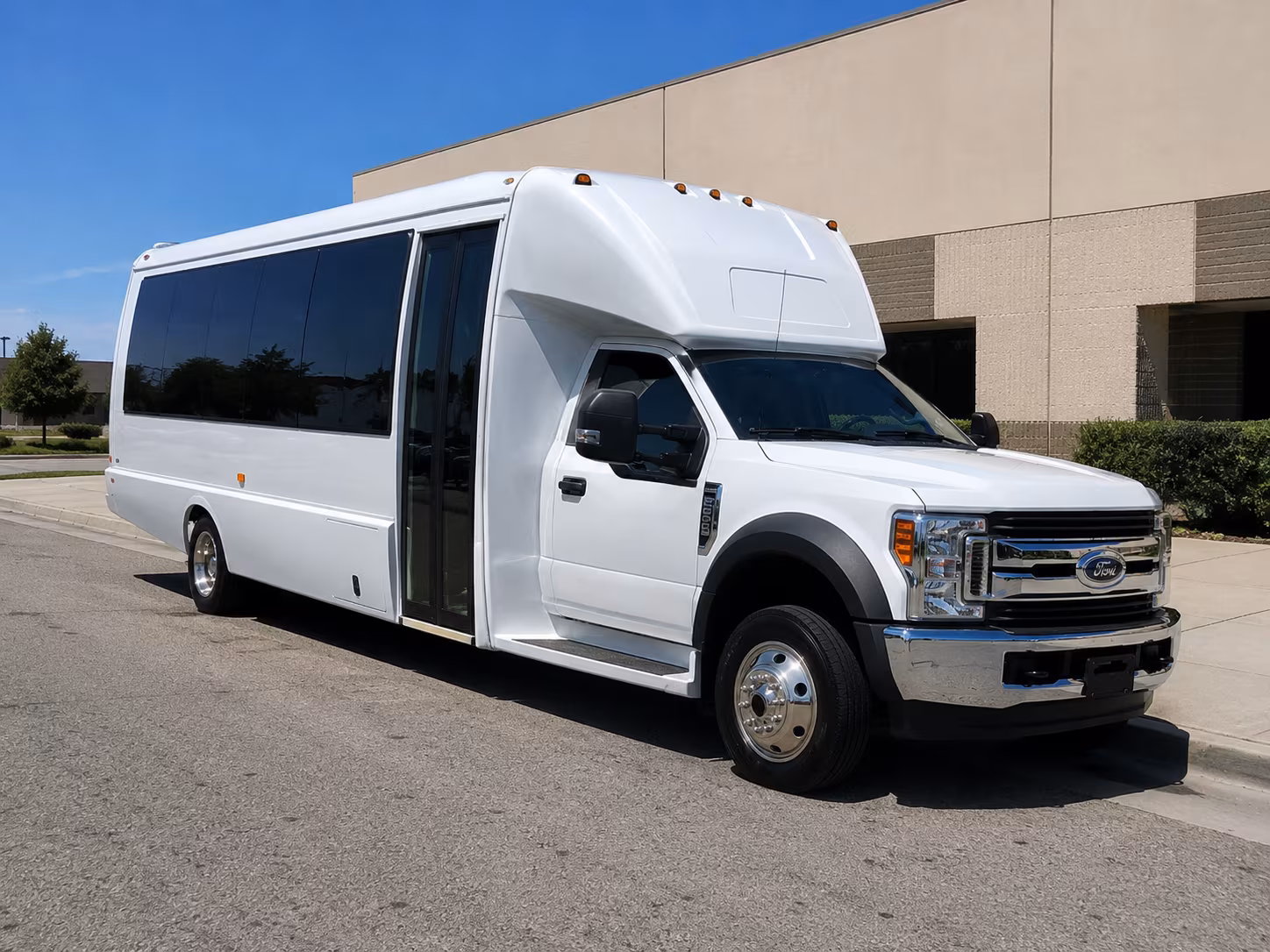 Omaha Airport Shuttle & Transportation party bus exterior