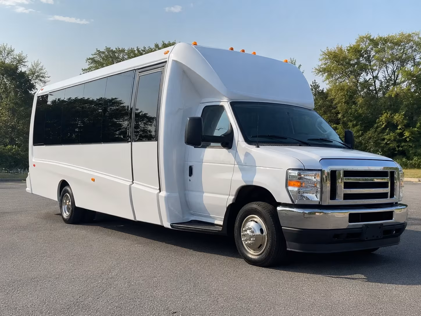 Omaha Homecoming & Prom Party Bus Rentals
