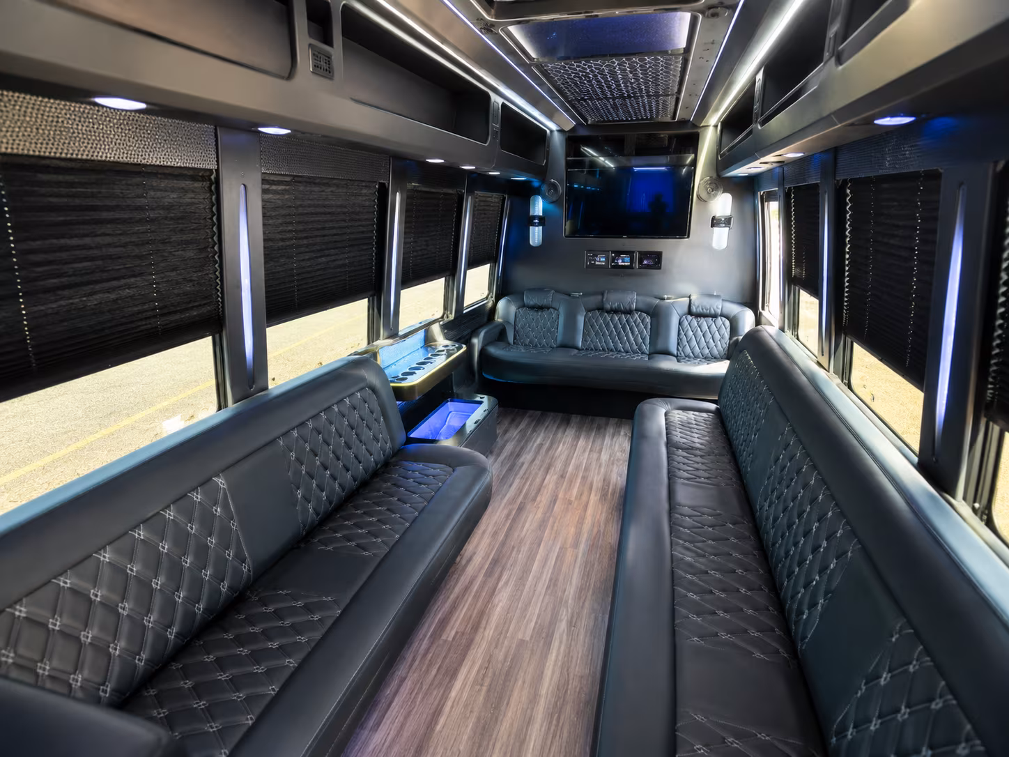 Wichita Birthday, Sweet 16, & Quinceañera Party Bus Rentals